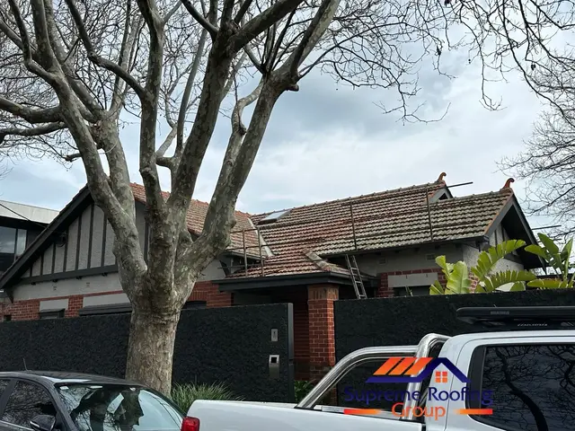 St Kilda home before terracotta roof cleaning and restoration
